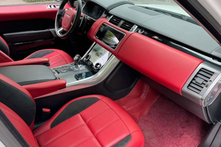 Used Land Rover Range Sport 2019 3.0 L6 HSE DYNAMIC Interior 4