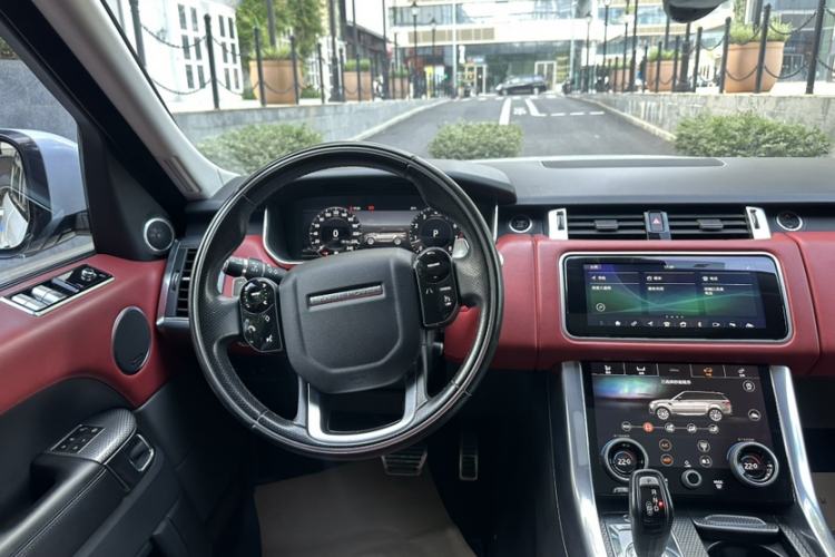 Used Land Rover Range Sport 2019 3.0 SC V6 HSE DYNAMIC Interior 4