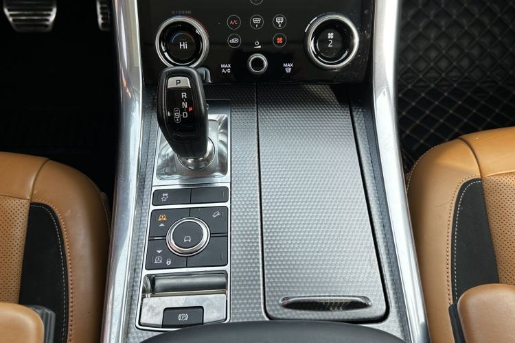 Used Land Rover Range Sport 2019 3.0 SC V6 HSE DYNAMIC Interior 7