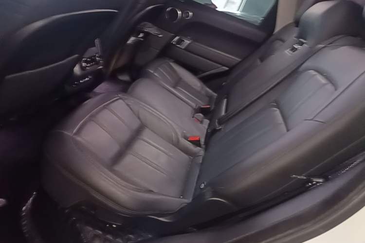 Used Land Rover Range Sport 2019 3.0 L6 HSE DYNAMIC Left Rear Seat