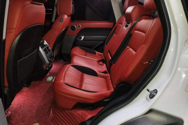 Used Land Rover Range Sport 2019 3.0 L6 HSE DYNAMIC Left Rear Seat