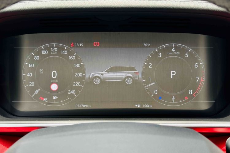 Used Land Rover Range Sport 2019 3.0 L6 HSE DYNAMIC Odometer Close Up