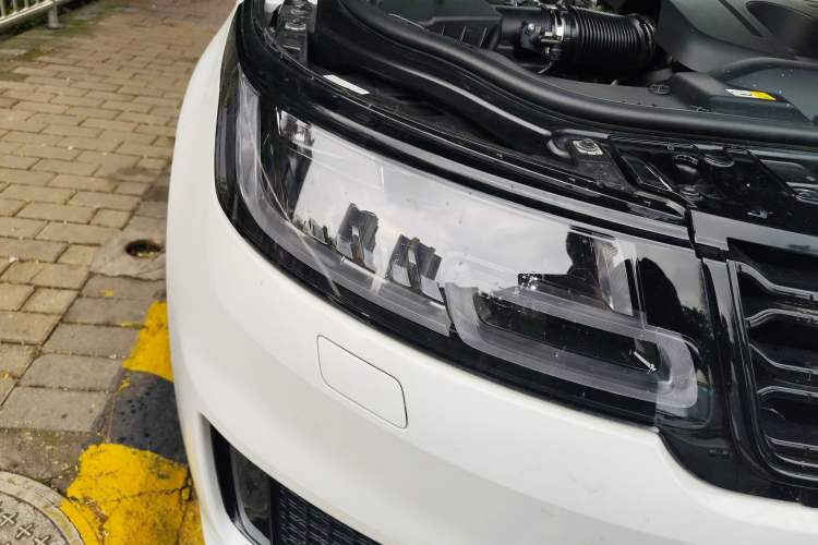 Used Land Rover Range Sport 2019 3.0 L6 HSE DYNAMIC Right Front Headlight