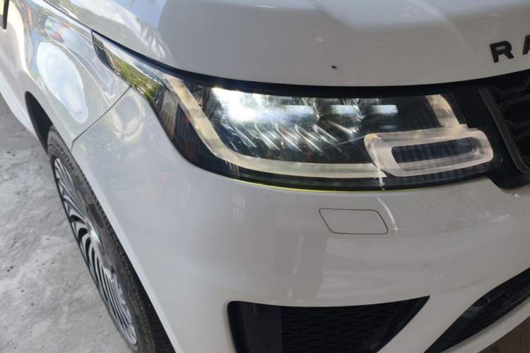 Used Land Rover Range Sport 2019 3.0 L6 HSE DYNAMIC Right Front Headlight
