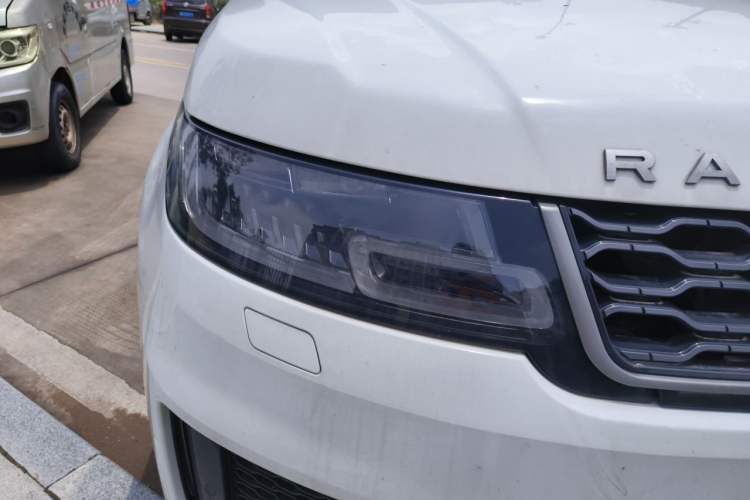 Used Land Rover Range Sport 2019 3.0 L6 HSE DYNAMIC Right Front Headlight