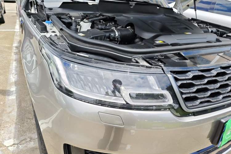 Used Land Rover Range Sport 2019 3.0 L6 HSE DYNAMIC Right Front Headlight
