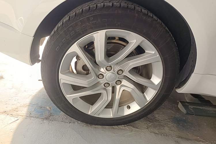 Used Land Rover Range Sport 2019 3.0 SC V6 HSE DYNAMIC Right Rear Wheel Hub
