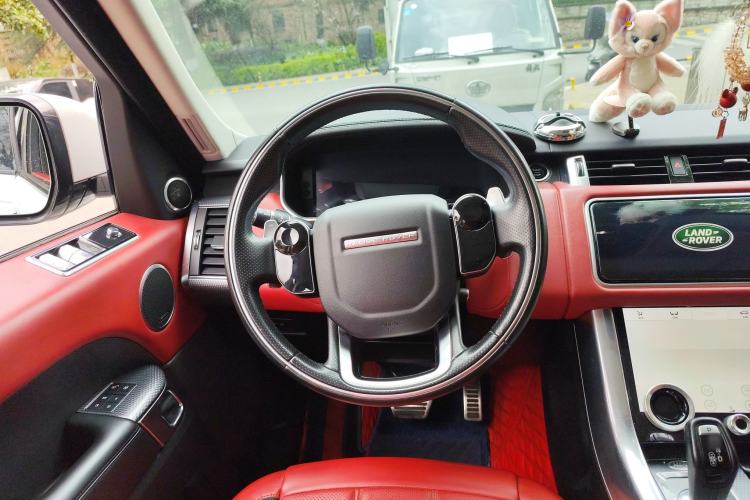 Used Land Rover Range Sport 2019 3.0 L6 HSE DYNAMIC Steering Wheel