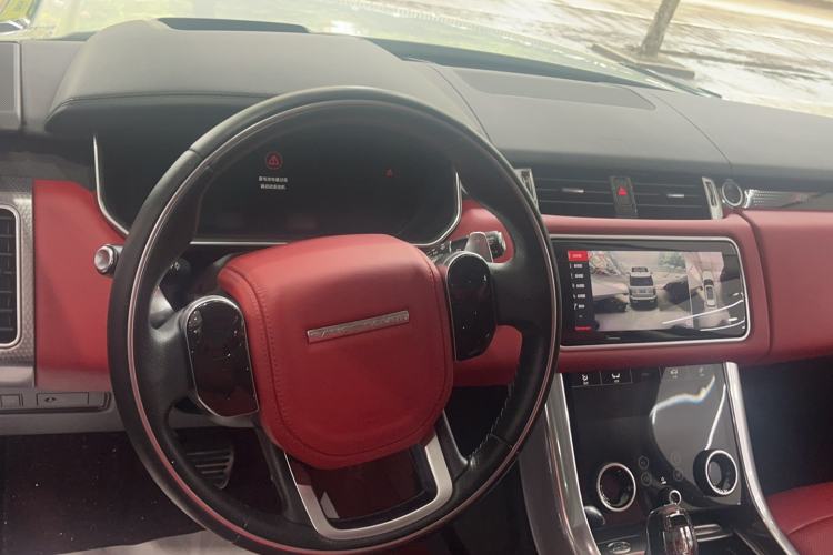 Used Land Rover Range Sport 2019 3.0 L6 HSE DYNAMIC Steering Wheel