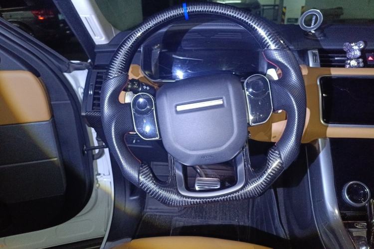 Used Land Rover Range Sport 2019 3.0 L6 HSE DYNAMIC Steering Wheel