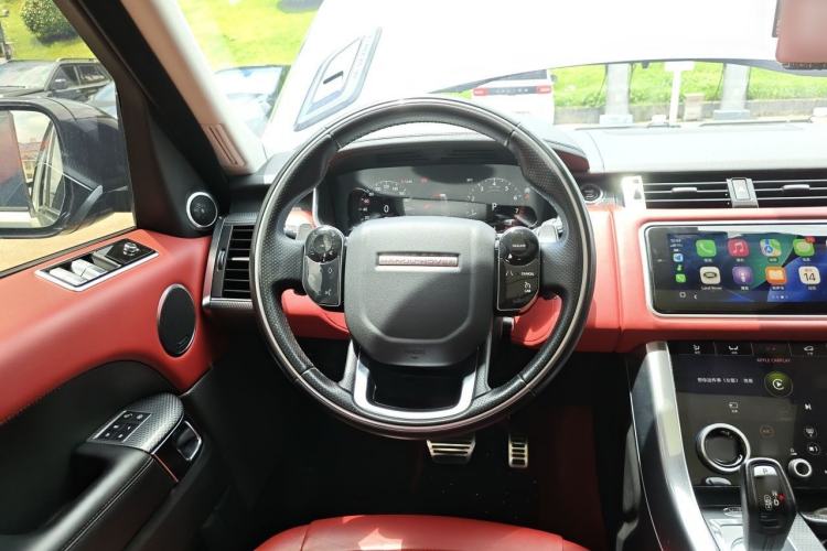 Used Land Rover Range Sport 2019 3.0 L6 HSE DYNAMIC Steering Wheel