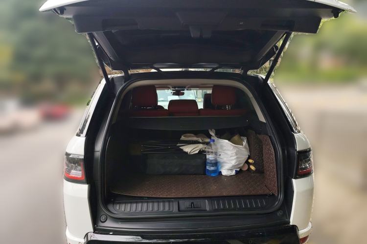 Used Land Rover Range Sport 2019 3.0 L6 HSE DYNAMIC Trunk