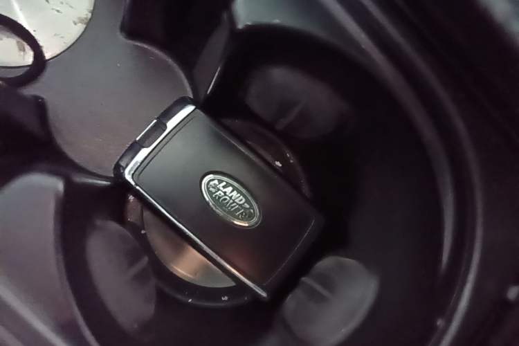 Used Land Rover Range Sport 2019 3.0 L6 HSE DYNAMIC Vehicle Key
