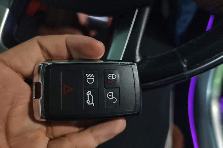 Used Land Rover Range Sport 2019 3.0 L6 HSE DYNAMIC Vehicle Key