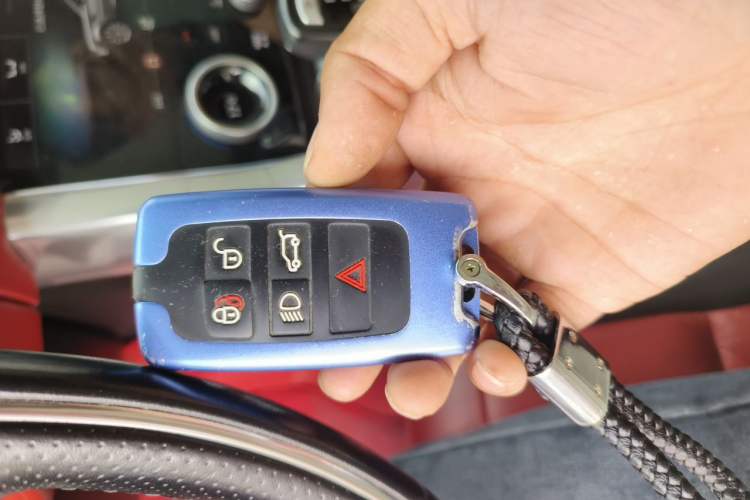 Used Land Rover Range Sport 2019 3.0 L6 HSE DYNAMIC Vehicle Key