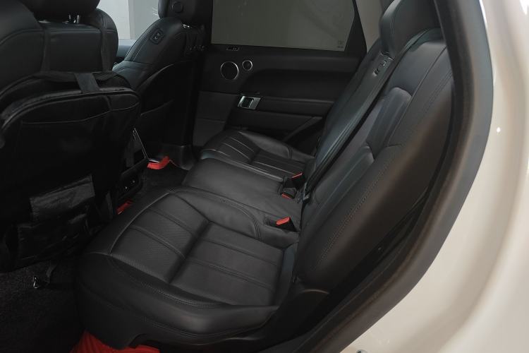Used Land Rover Range Sport 2019 3.0 SC V6 Special Edition Interior 4
