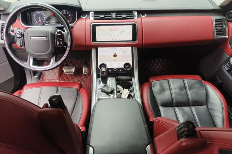 Used Land Rover Range Sport 2020 3.0 L6 HSE DYNAMIC Center Console