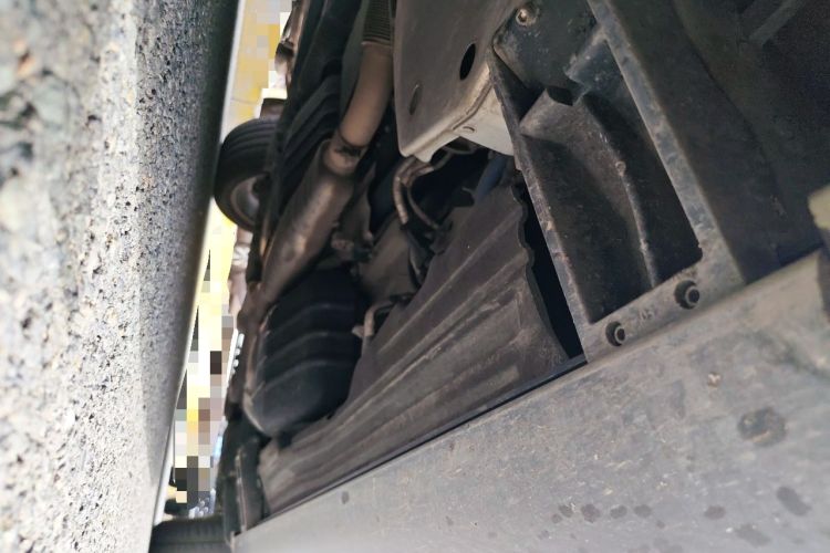 Used Land Rover Range Sport 2020 3.0 L6 HSE DYNAMIC Chassis Front Left