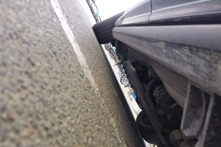Used Land Rover Range Sport 2020 3.0 L6 HSE DYNAMIC Chassis Rear Left