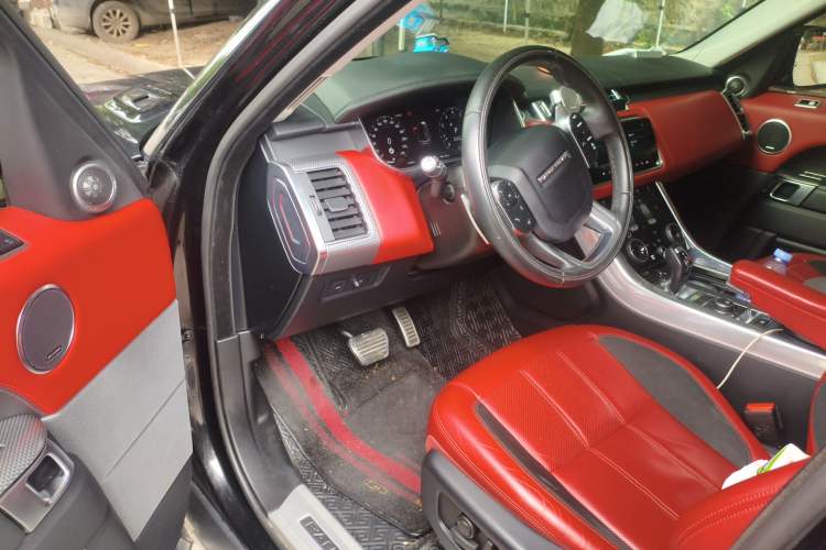 Used Land Rover Range Sport 2020 3.0 L6 HSE DYNAMIC Driver Seat