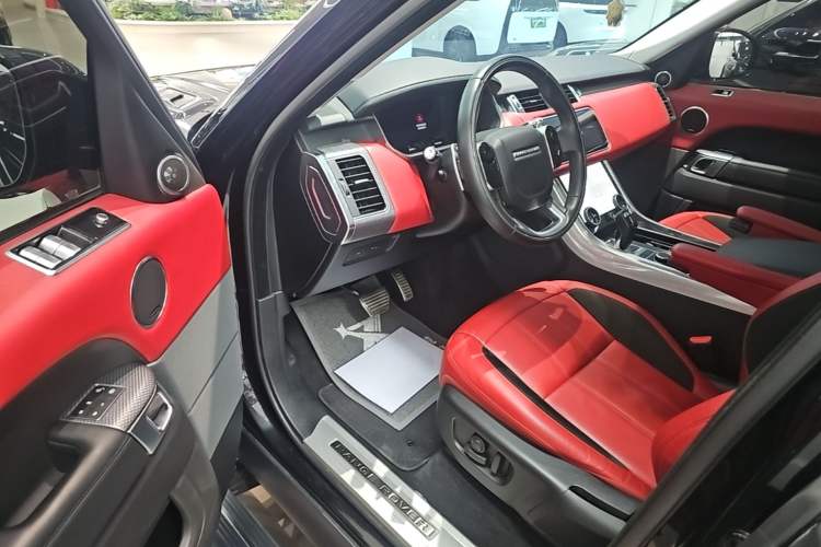 Used Land Rover Range Sport 2020 3.0 L6 HSE DYNAMIC Driver Seat