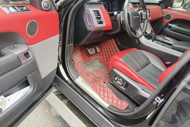 Used Land Rover Range Sport 2020 3.0 L6 HSE DYNAMIC Driver Seat