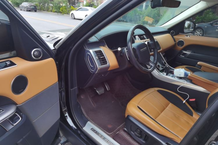 Used Land Rover Range Sport 2020 3.0 L6 HSE DYNAMIC Driver Seat