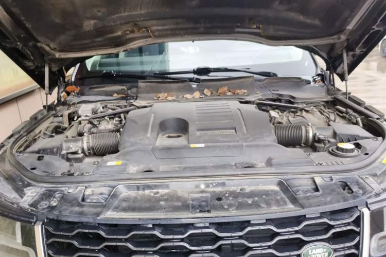 Used Land Rover Range Sport 2020 3.0 L6 HSE DYNAMIC Engine Bay
