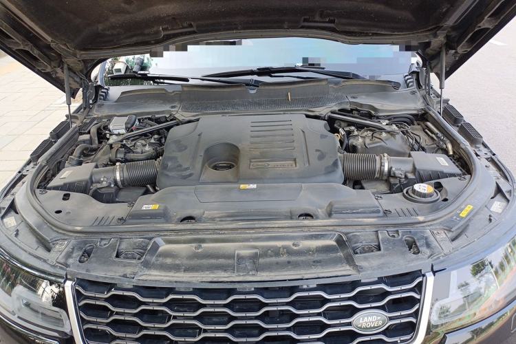 Used Land Rover Range Sport 2020 3.0 L6 SE Engine Bay