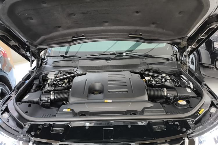 Used Land Rover Range Sport 2020 3.0 L6 SE Engine Bay