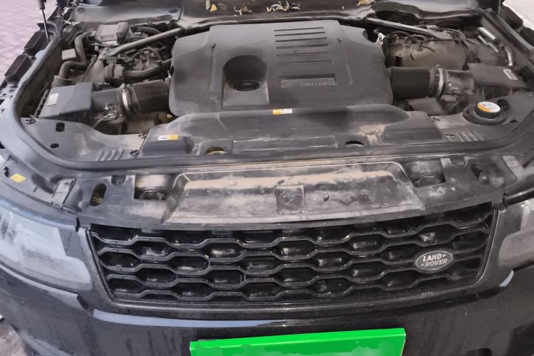 Used Land Rover Range Sport 2020 3.0 L6 HST Engine Bay