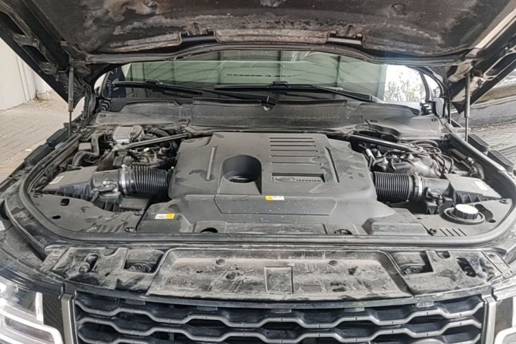 Used Land Rover Range Sport 2020 3.0 L6 HSE DYNAMIC Engine Bay