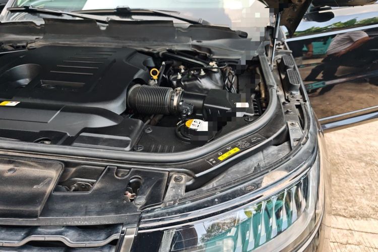 Used Land Rover Range Sport 2020 3.0 L6 HSE DYNAMIC Engine Bay Left