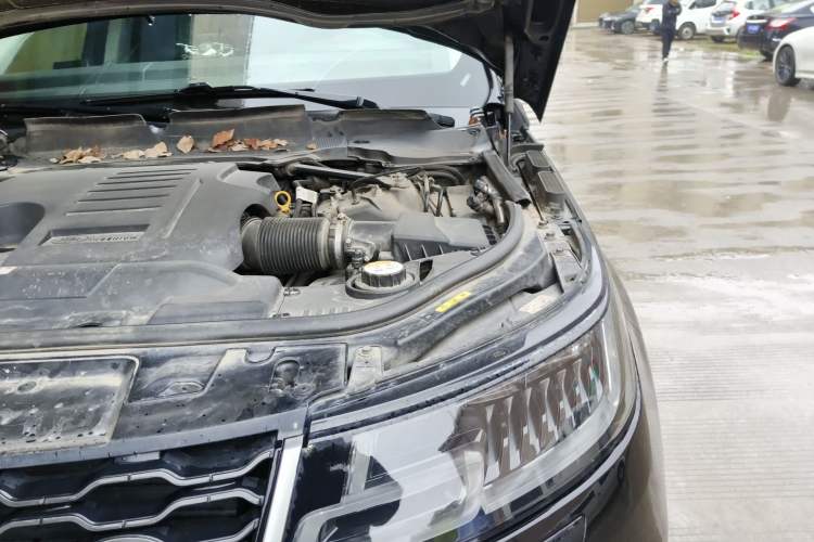 Used Land Rover Range Sport 2020 3.0 L6 HSE DYNAMIC Engine Bay Left