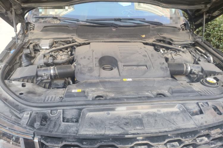 Used Land Rover Range Sport 2020 3.0 L6 HSE DYNAMIC Engine Bay