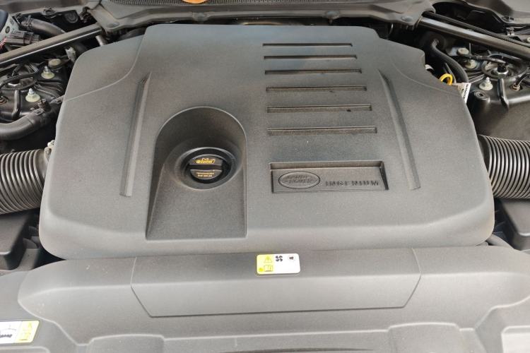 Used Land Rover Range Sport 2020 3.0 L6 HST Engine Bay