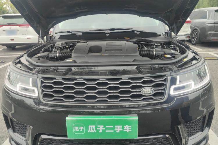 Used Land Rover Range Sport 2020 3.0 L6 HSE DYNAMIC Engine Bay