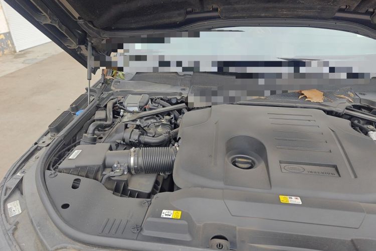 Used Land Rover Range Sport 2020 3.0 L6 SE Engine Bay Right