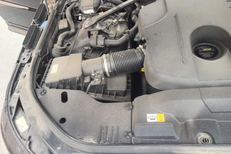 Used Land Rover Range Sport 2020 3.0 L6 HSE DYNAMIC Engine Bay Right