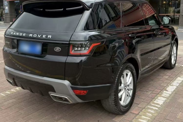 Used Land Rover Range Sport 2020 3.0 L6 SE Exterior 1