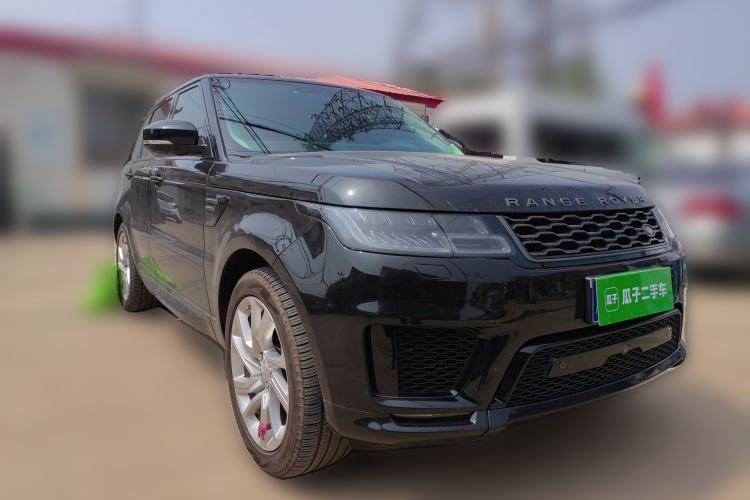 Used Land Rover Range Sport 2020 3.0 L6 HSE DYNAMIC Front Right 45 Deg
