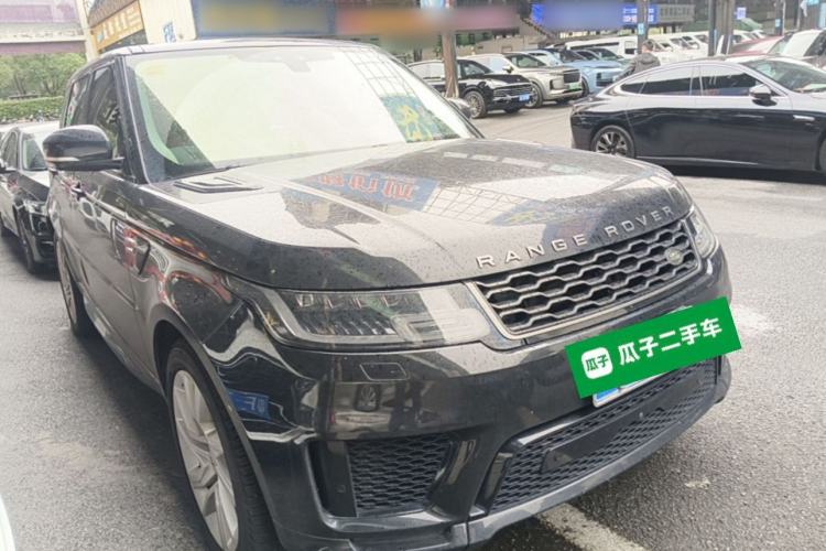 Used Land Rover Range Sport 2020 3.0 L6 HSE DYNAMIC Front Right 45 Deg