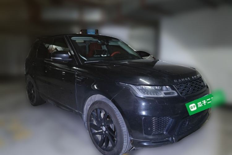 Used Land Rover Range Sport 2020 3.0 L6 HSE DYNAMIC Front Right 45 Deg