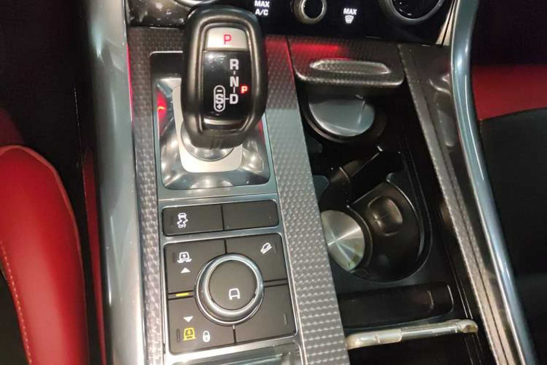 Used Land Rover Range Sport 2020 3.0 L6 HSE DYNAMIC Gear Lever