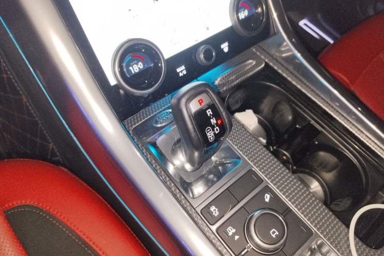 Used Land Rover Range Sport 2020 3.0 L6 HSE DYNAMIC Gear Lever