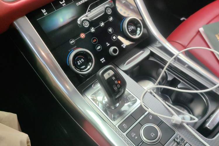 Used Land Rover Range Sport 2020 3.0 L6 HSE DYNAMIC Gear Lever