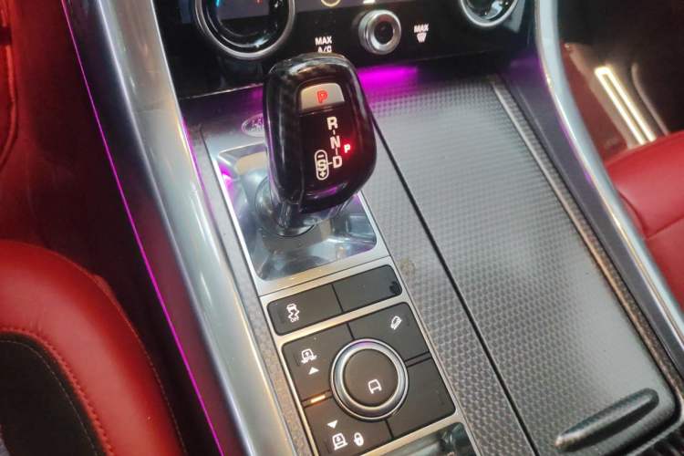 Used Land Rover Range Sport 2020 3.0 L6 HSE DYNAMIC Gear Lever