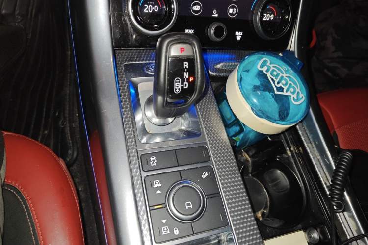Used Land Rover Range Sport 2020 3.0 L6 HSE DYNAMIC Gear Lever