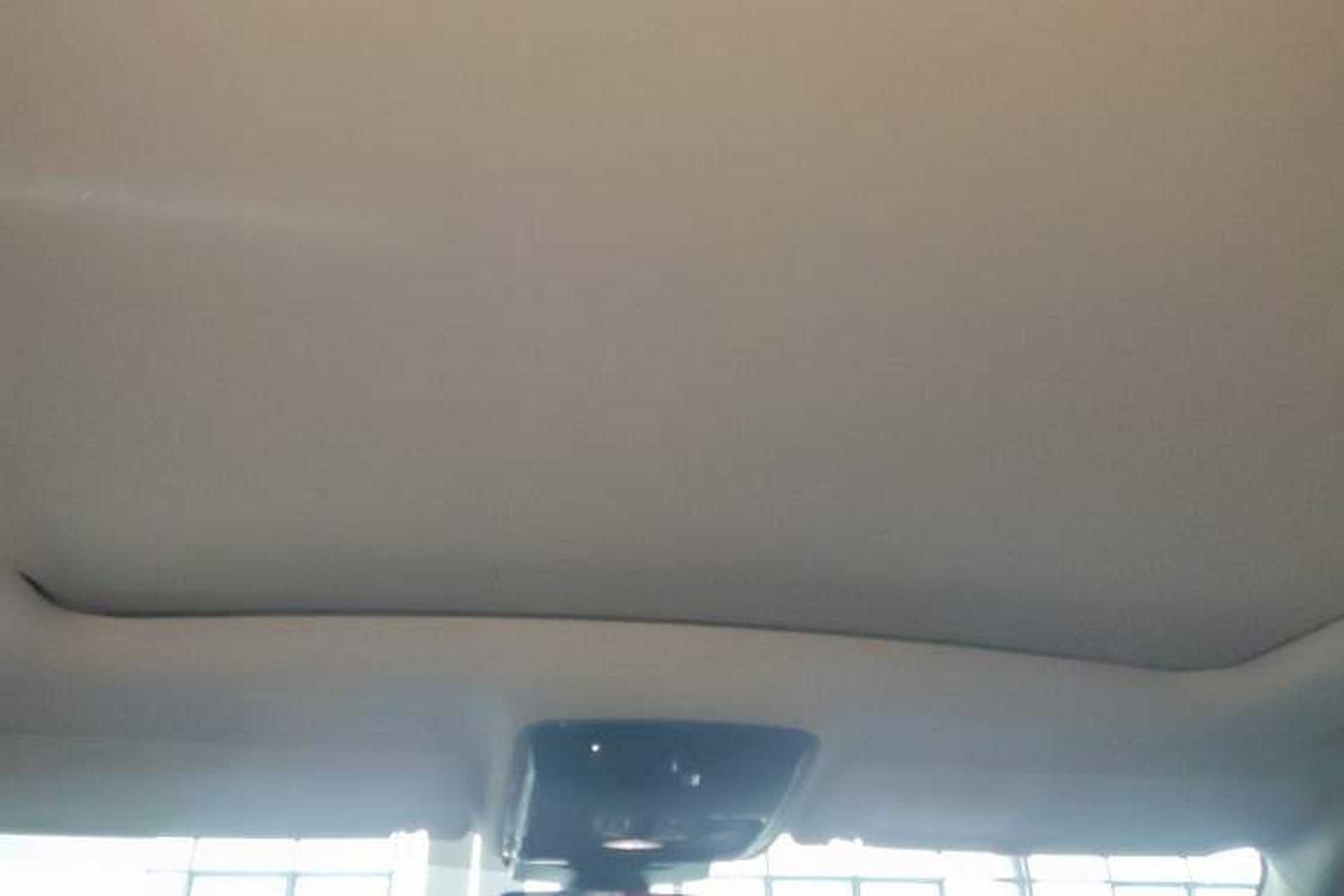 Used Land Rover Range Sport 2020 3.0 L6 HSE DYNAMIC Headliner
