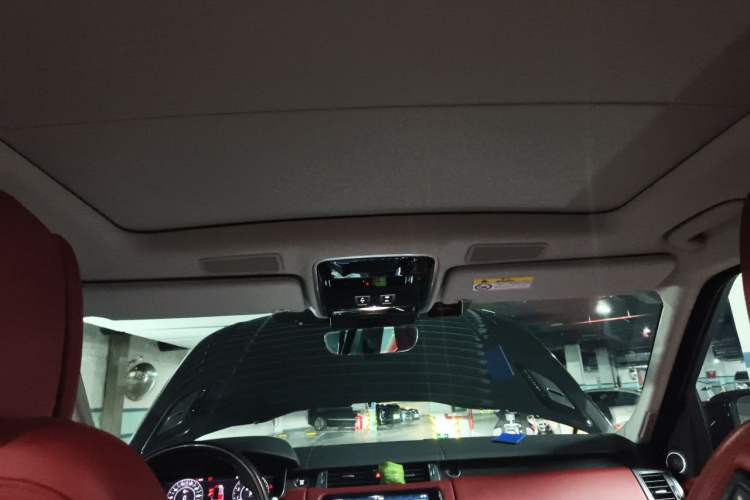 Used Land Rover Range Sport 2020 3.0 L6 HSE DYNAMIC Headliner